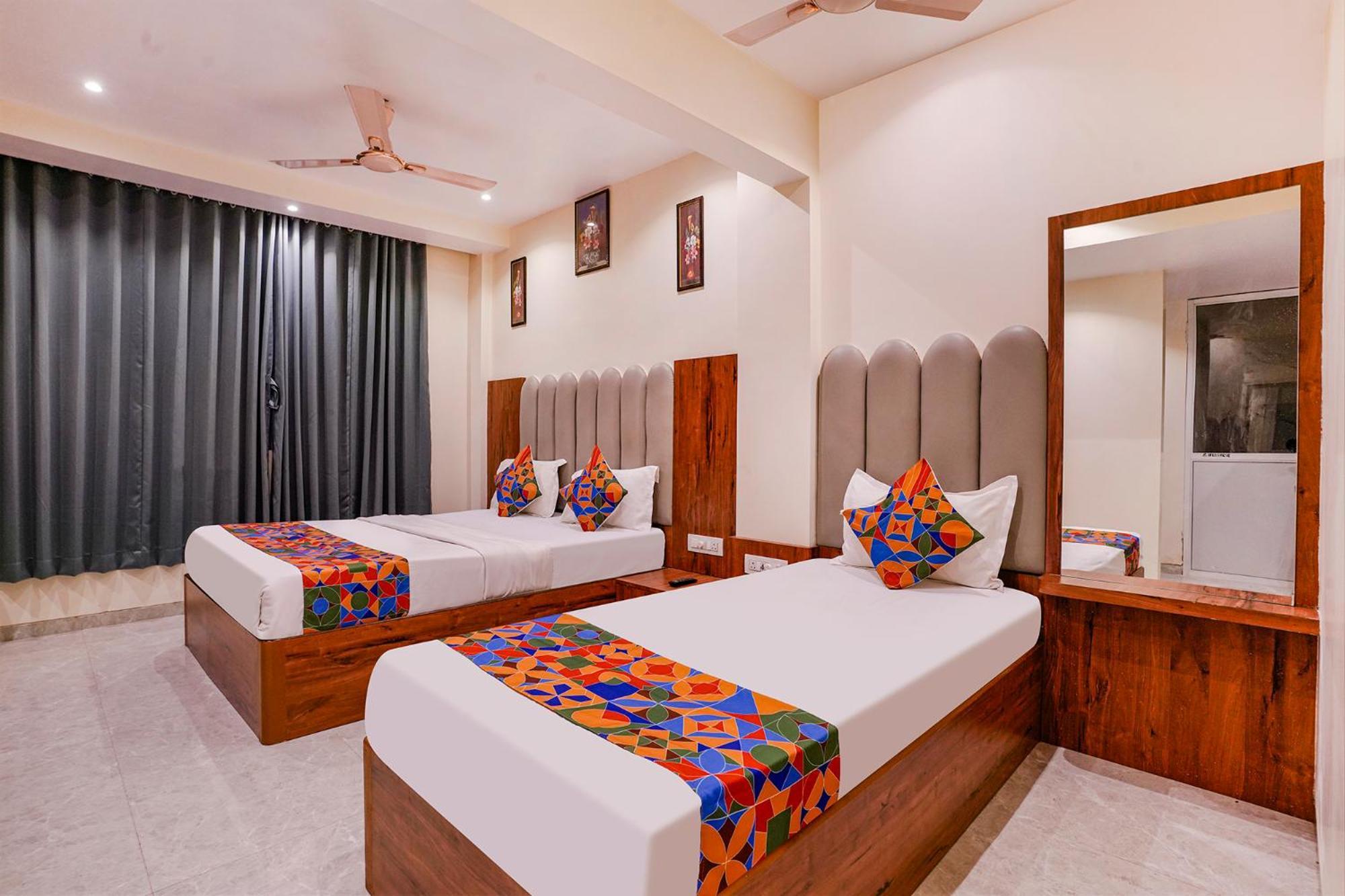 Fabexpress Utsav Residency - Nr Panvel Hotel Jamb ภายนอก รูปภาพ